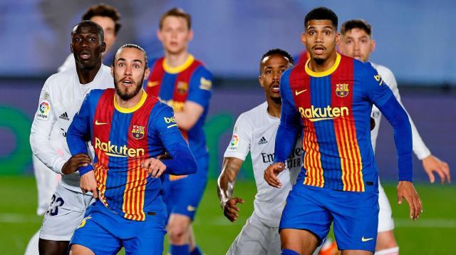 世界杯app下载-梁宏业：巴萨遇强不强，是球员问题还是教练问题？